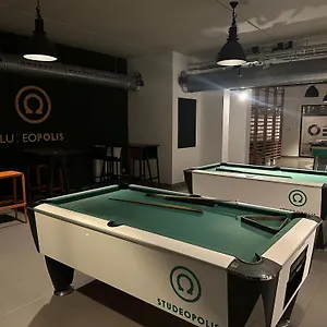 Furnished 2 Bedroom In Center Appartement